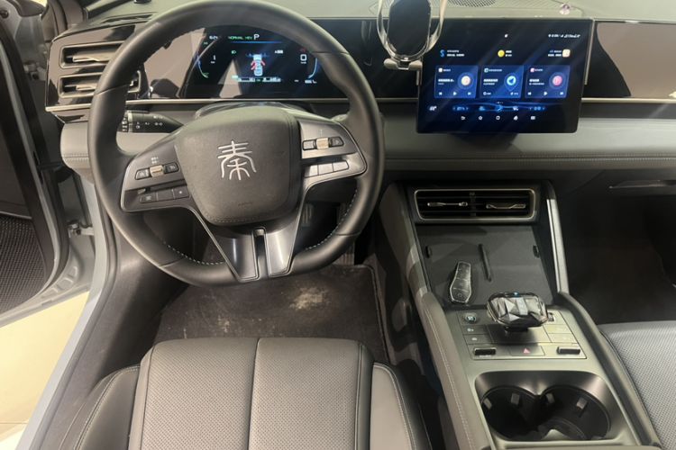 Used BYD Qin L 2024 DM-i 80KM Leading Model
