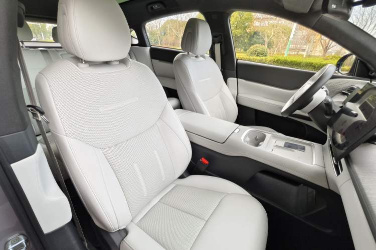 Used XPeng G6 2025 625 Long-Range Max Flagship Edition
