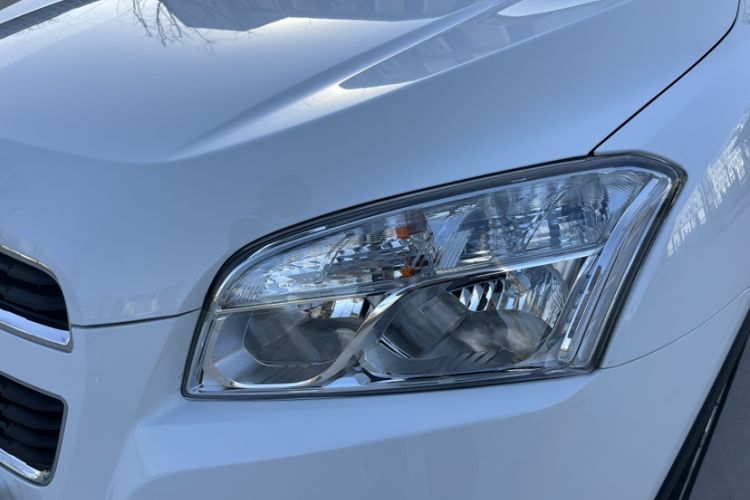 Used Chevrolet Trax 2016 1.4T Manual Two-Wheel Drive Comfort Version with Sunroof
