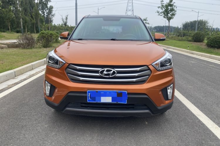 Used Hyundai ix25 2015 1.6L Automatic Two-Wheel-Drive Deluxe DLX Model
