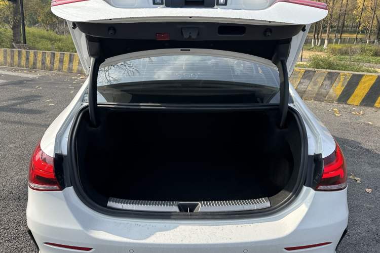 Used Mercedes-Benz A-Class 2019 A 200 L Sport Sedan First Edition Special Edition
