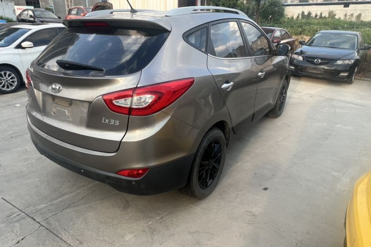 Used Hyundai ix35 2015 2.0L Automatic 2WD Smart Type China IV

