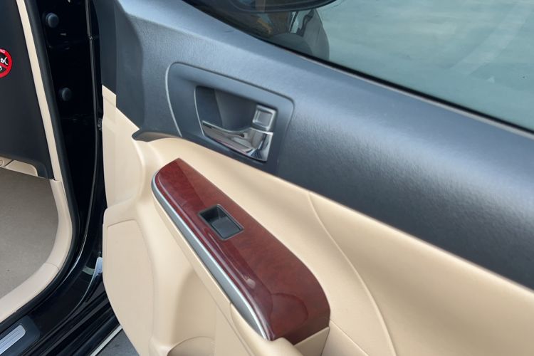 Used Toyota Camry 2013 2.0G Comfort Edition
