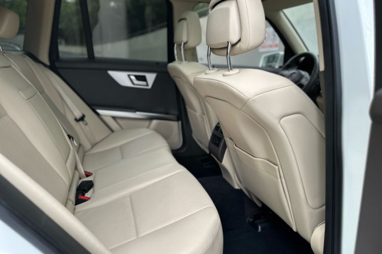 Used Mercedes-Benz GLK-Class 2013 GLK 300 4MATIC Dynamic Sunroof Model
