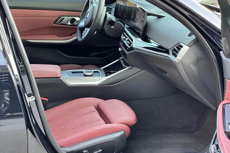 Used BMW 3 Series 2023 330Li M Sport Night Edition Package
