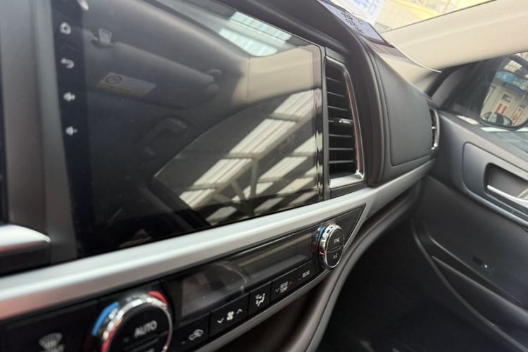 Used Toyota Highlander 2017 2.0T Four-Wheel Drive Luxury Edition 7 Seats