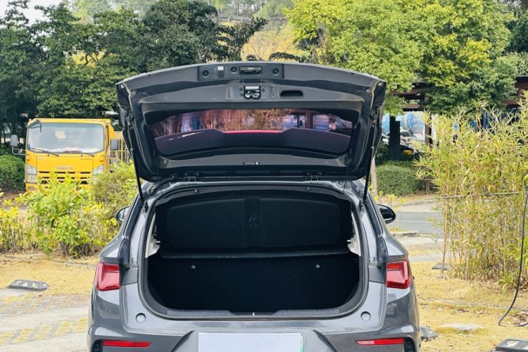 Used BYD e2 2020 Upgraded Version Long-Range Edition Luxury Model