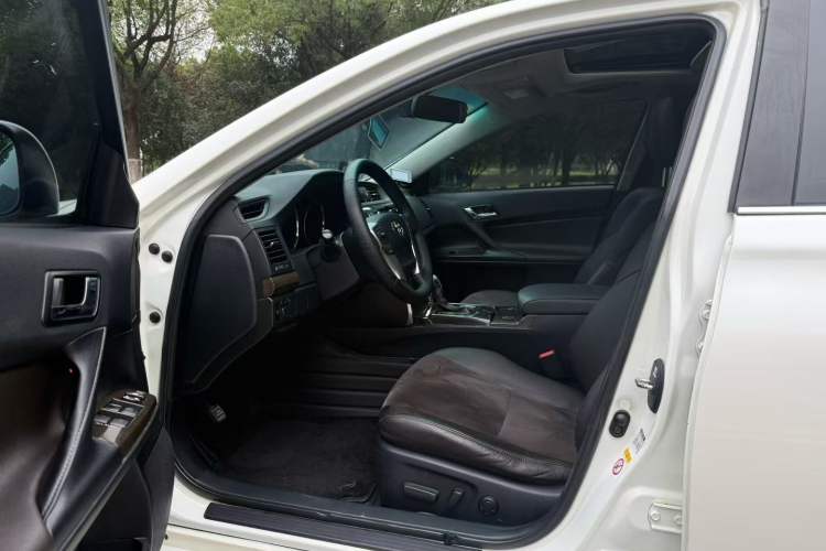 Used Toyota Reiz 2013 2.5V Shangrui Edition
