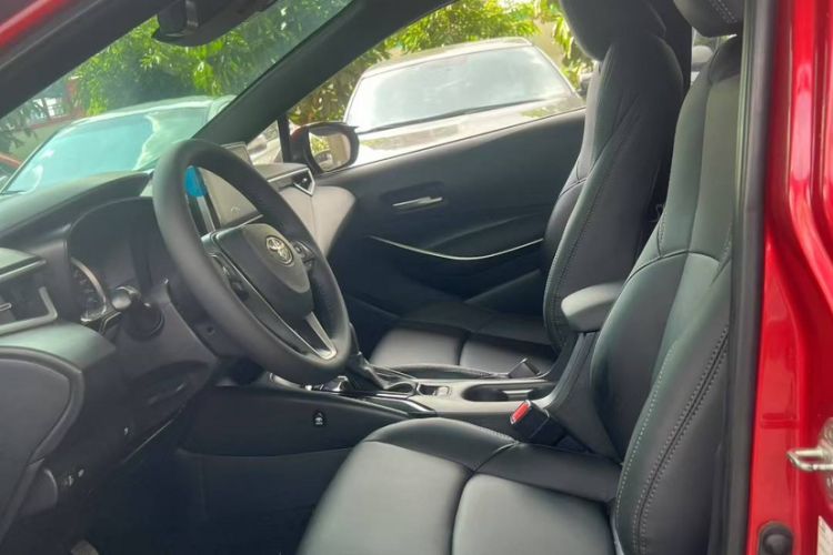 Used Toyota Levin 2019 Dual-Engine 1.8H E-CVT Luxury Edition China VI Standard
