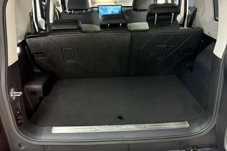 Used  03 2024 472km Four-Wheel Drive Long-Range Version
