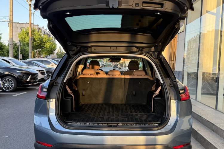 Used Nio ES8 2018 355 km Base Version 7-Seater Edition
