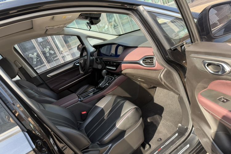 Used GAC Trumpchi M6 2023 PRO 270T DCT Luxury Edition
