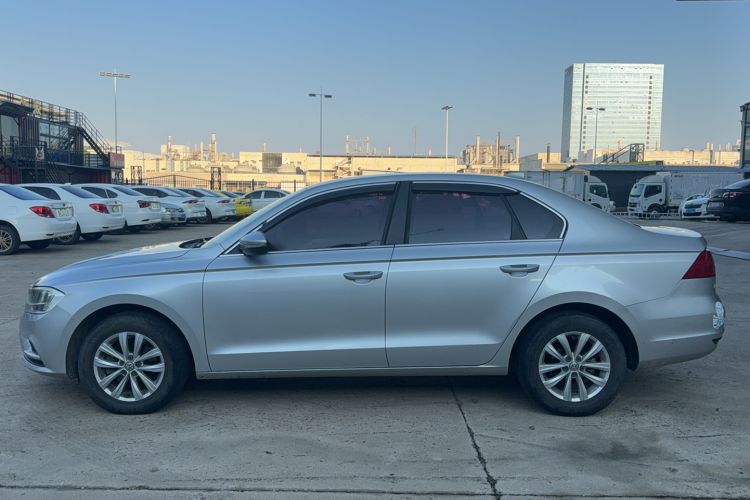 Used Volkswagen Bora 2017 1.6L Automatic Fashion Model
