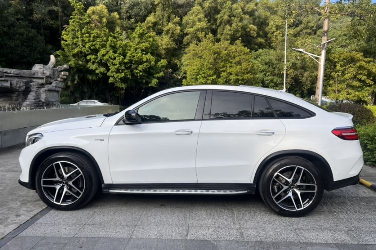Used Mercedes-Benz GLE Coupe AMG 2017 AMG GLE 43 4MATIC Coupe SUV
