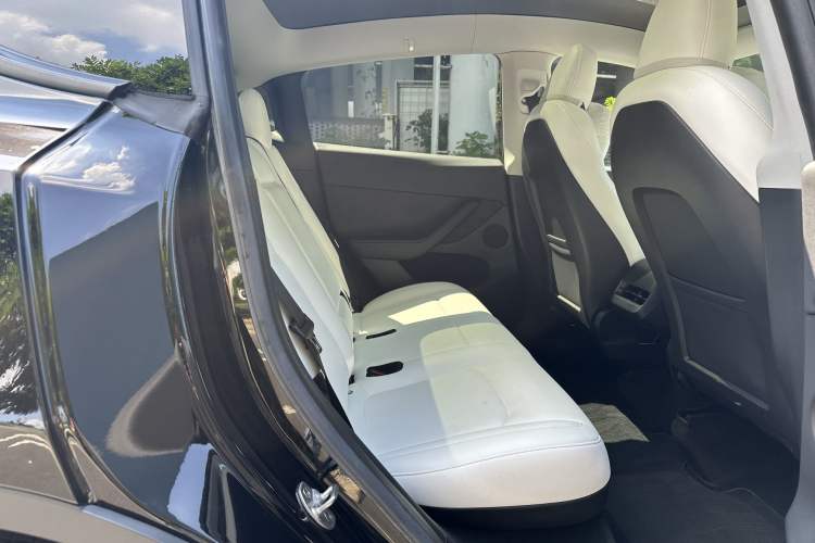 Used Tesla Model Y 2022 Rear-Wheel-Drive Version