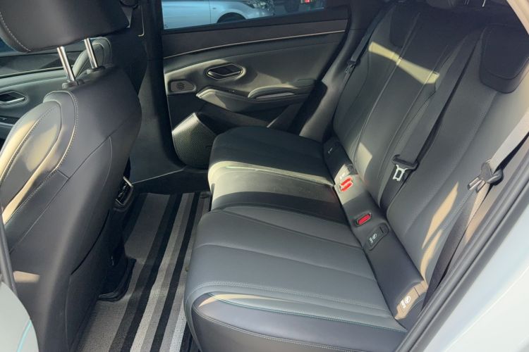 Used BYD Qin L 2025 DM-i Smart Drive 120KM Leading Model
