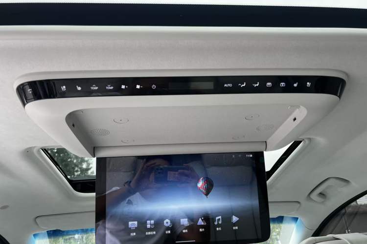 Used Buick GL8 New Energy 2024 Lu Zun Luxury Edition 7-Seater
