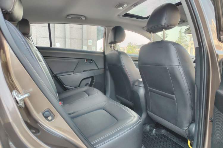 Used Kia Sportage R 2014 2.0L Automatic Two-Wheel Drive GLS Trim