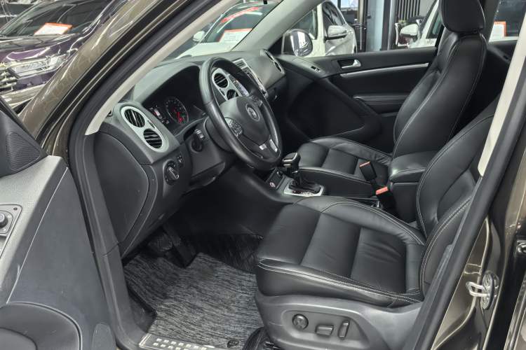 Used Volkswagen Tiguan 2017 300TSI Automatic Two-Wheel Drive Silk Road Comfort Edition
