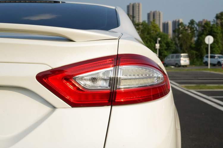 Used Ford Mondeo 2013 2.0L GTDi240 Luxury Sport Model
