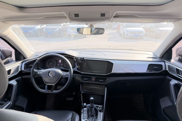 Used Volkswagen Tayron 2020 330TSI Two-Wheel Drive Luxury Smart Connectivity Version
