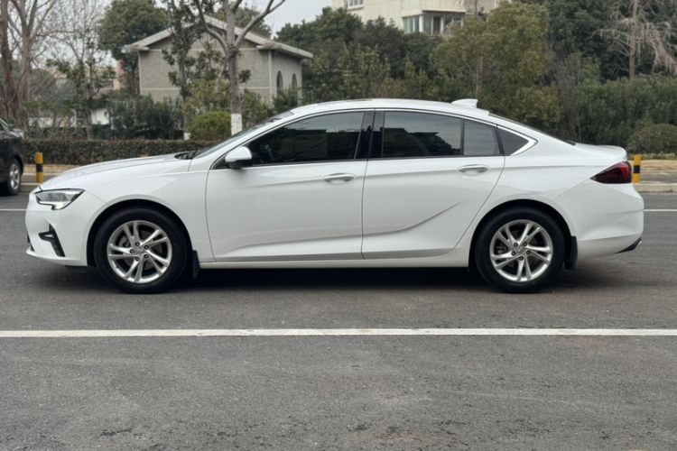 Used Buick Regal 2020 552T Luxury Version
