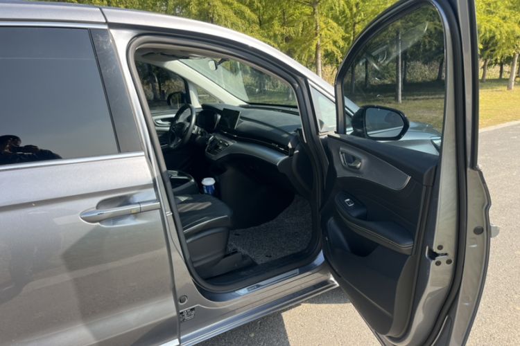 Used Roewe iMAX8 2022 400TGI Flagship Edition