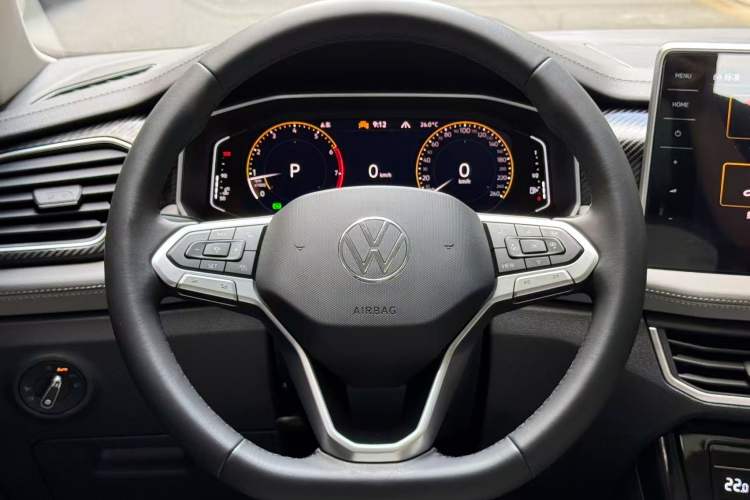 Used Volkswagen Tayron 2024 300TSI Two-Wheel-Drive Luxury Plus Advanced Version
