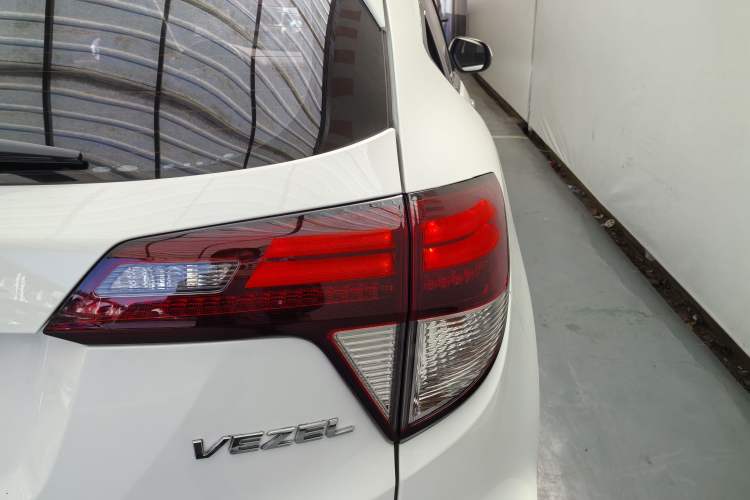 Used Honda Vezel 2019 1.5L CVT Luxury Model China VI
