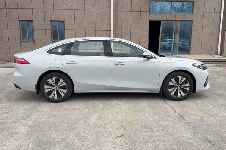 Used Geely Galaxy Galaxy A7 2025 Model EM-i 150km Prestige Edition
