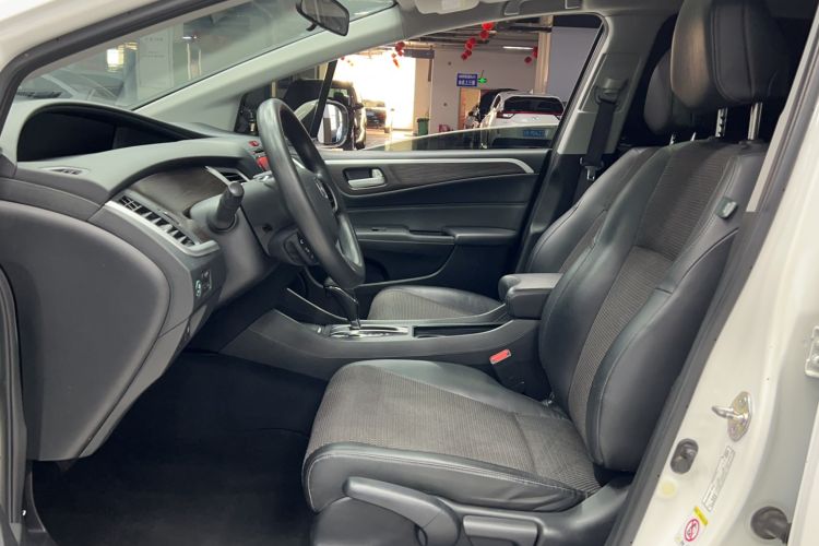 Used Honda Jade 2014 1.8L Automatic Comfort Elite Version 5 Seats
