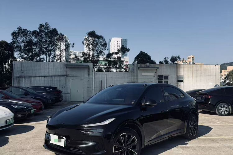 Used ONVO L60 2024 60 kWh All-Wheel Drive