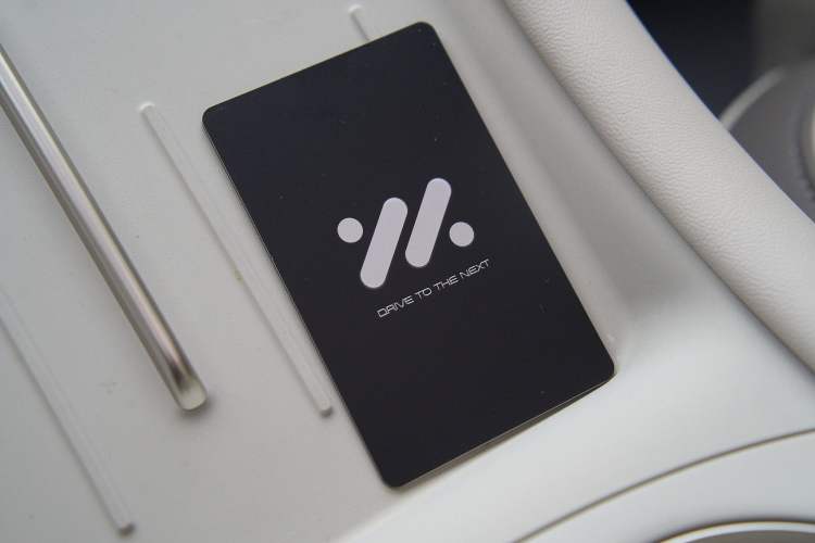 Used  L6 2025 Pro Max model
