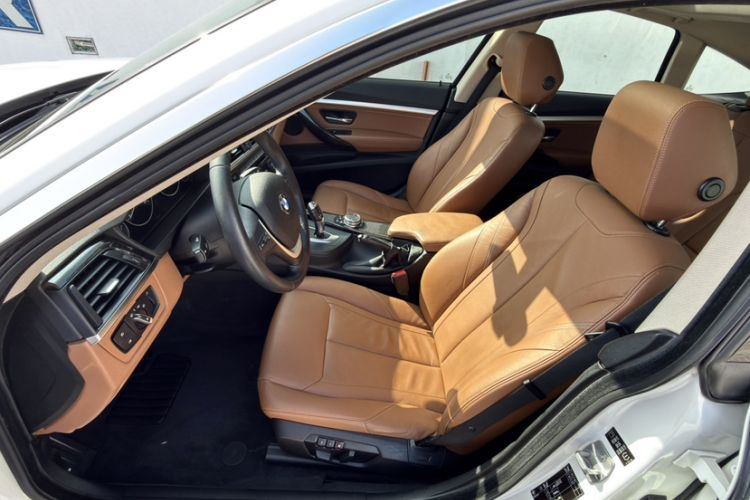 Used BMW 3 Series GT 2014 320i Design Package Model