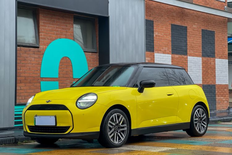 Used MINI Electric MINI COOPER 2024 456km COOPER E Classic Edition