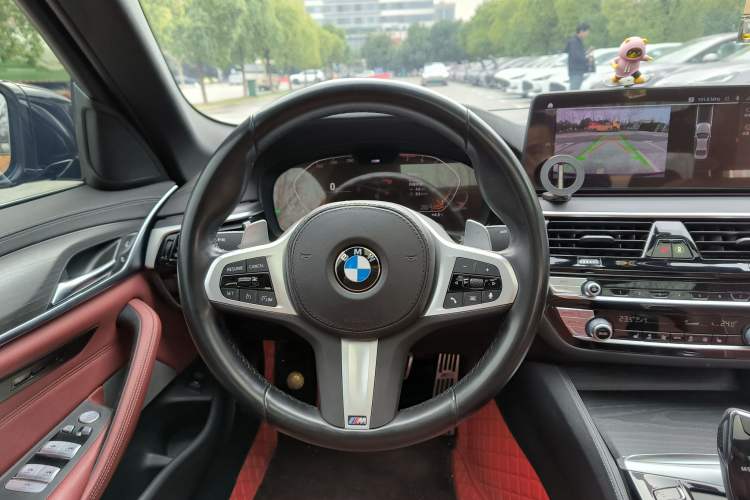 Used BMW 5 Series 2022 Second Facelift 530Li Leading Edition M Sport Package
