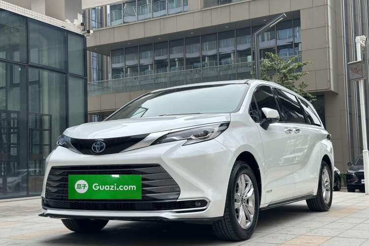 Used Toyota Sienna 2021 2.5L Hybrid Ultimate Edition