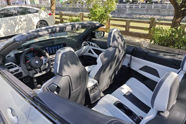 Used BMW M4 2024 M4 Convertible Coupe M xDrive Thunder Edition
