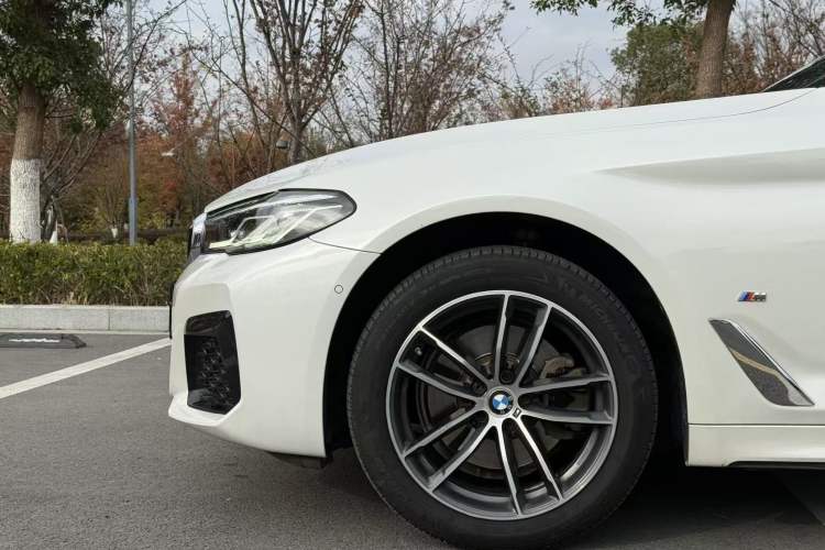 Used BMW 5 Series 2022 Restyled 525Li M Sport Package
