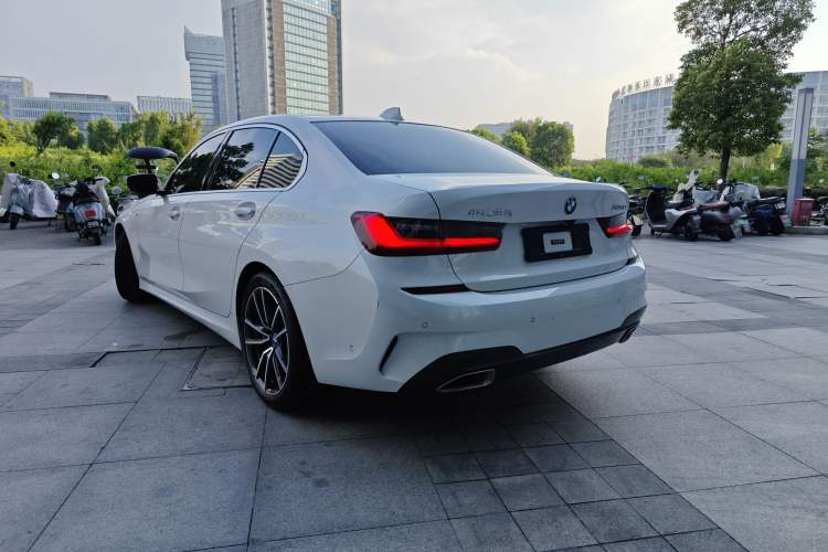 Used BMW 3 Series 2021 Restyled 325Li M Sport Package
