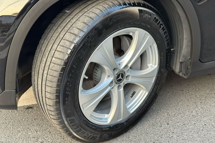 Used Mercedes-Benz GLC 2020 Facelifted GLC 260 L 4MATIC Dynamic Edition
