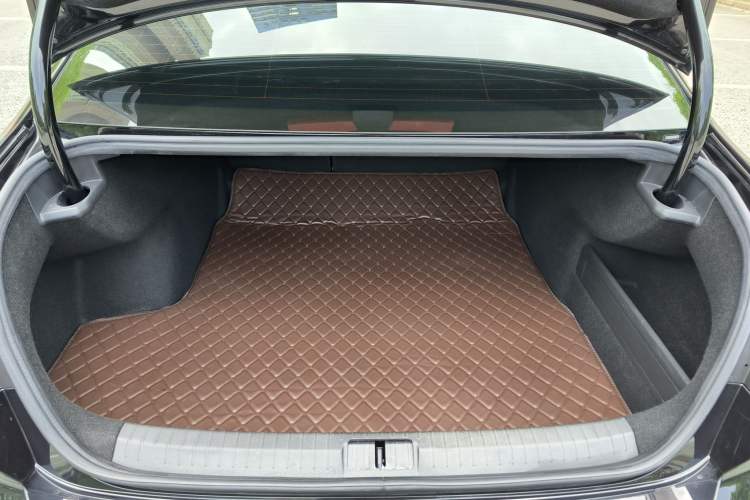 Used Volkswagen Magotan 2023 2 Million Units Limited-Edition 280TSI DSG Comfort Version
