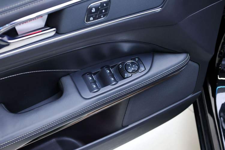 Used Ford Taurus 2015 EcoBoost 325 V6 Flagship Model
