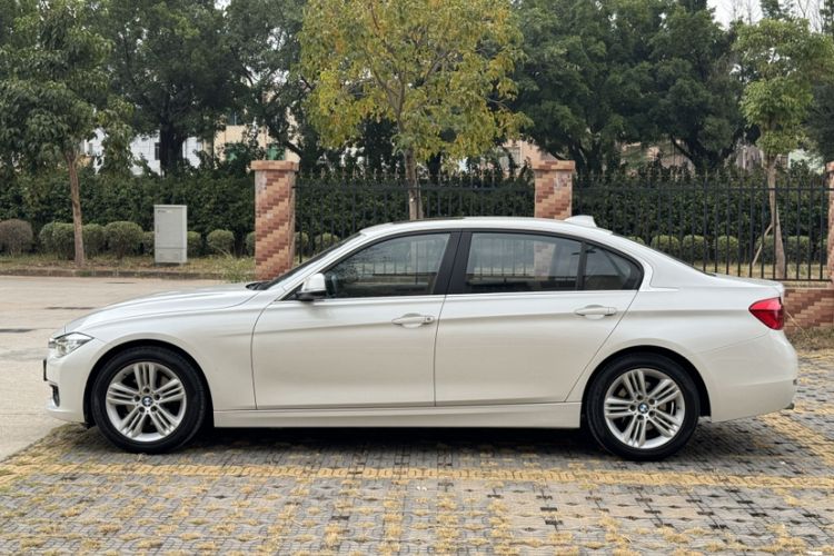 Used BMW 3 Series 2017 320Li Fashion Model
