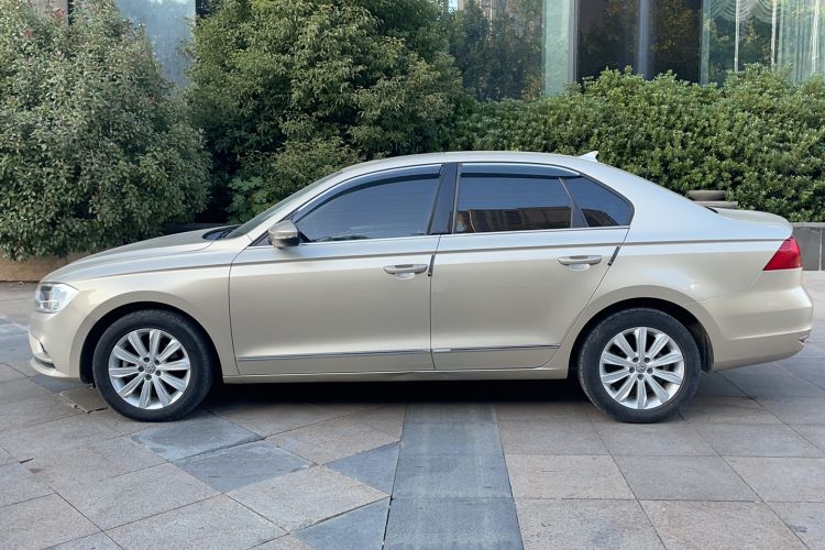 Used Volkswagen Bora 2016 1.6L Automatic Comfort Model
