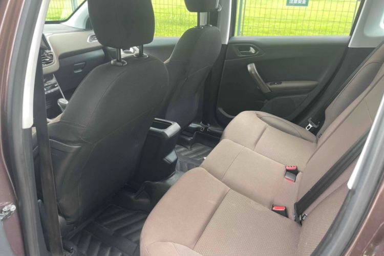 Used Peugeot 2008 2014 1.6L Automatic Fashion Edition