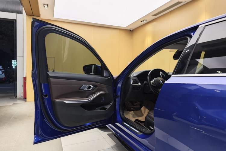 Used BMW 3 Series 2022 325i M Sport Package
