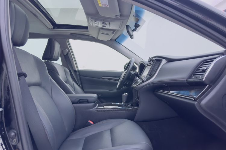 Used Toyota Crown 2018 2.0T Fashion Edition