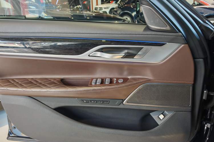 Used BMW 7 Series 2019 Restyled 740Li Leading Edition M Sport Package
