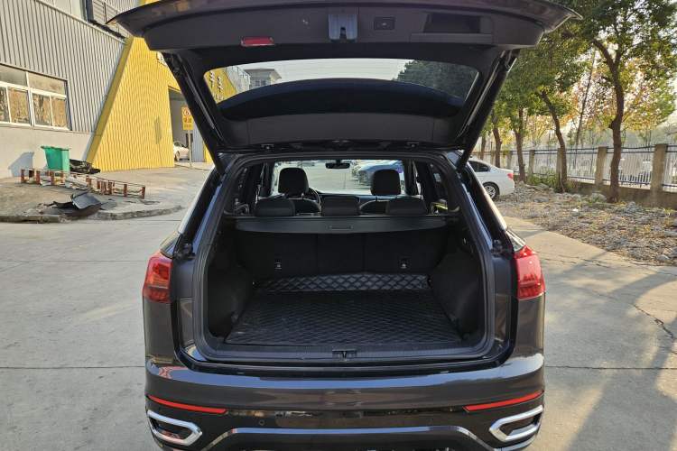 Used Volkswagen Tayron 2021 380TSI All-Wheel Drive R-Line Connected Version
